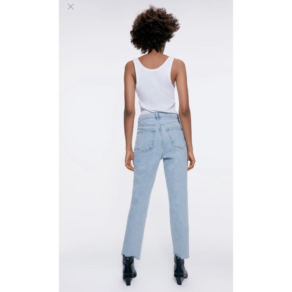 Compre Jeans Hi Rise Trumpet Zara Online